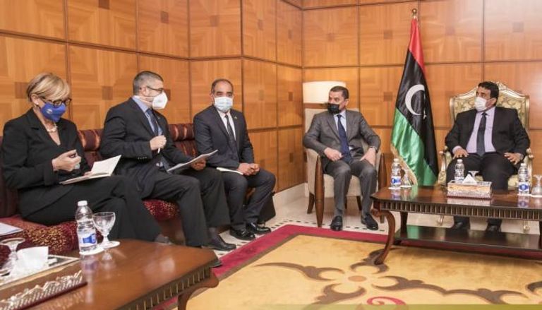 المنفي والدبيبة مع سفير الاتحاد الأوروبي في ليبيا