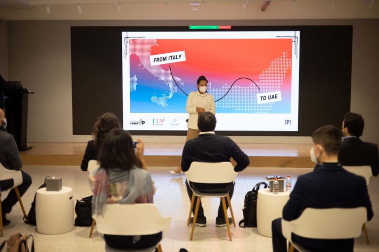 جلسة نقاشية عن تعزيز التعاون الاستثماري بين الإمارات وإيطاليا مؤسسة دبي للمستقبل تستضيف الوفد الإيطالي