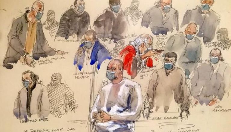 رسم تخطيطي لقاعة محاكمة متورطين بهجمات 2015