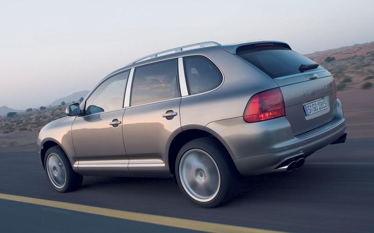 طراز بورش Cayenne Turbo S جاجوار XJR