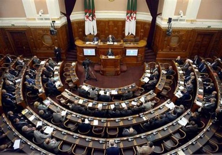 قاعة مجلس الأمة الجزائري