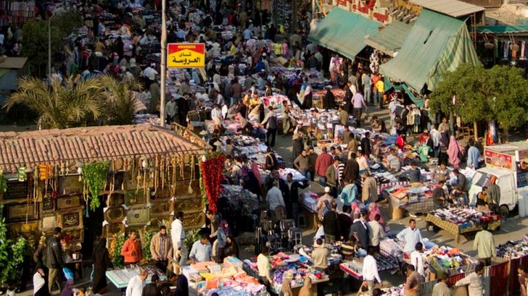 مصر تشهد نموا في عدد السكان الدكتور عمرو حسن أستاذ مساعد النساء والتوليد في مصر