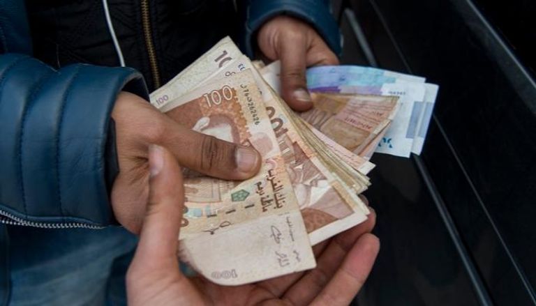 الدرهم المغربي يتراجع أمام غالبية العملات الأجنبية والعربية