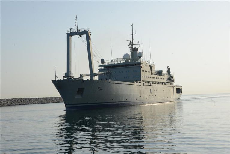 سفينة حربية مشاركة في التدريبات