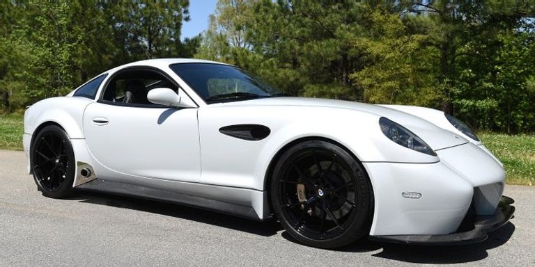 موديل Panoz Avezzano موديل Lucra LC470