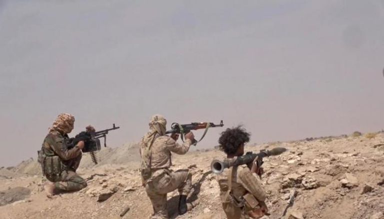 جنود للجيش اليمني في جبهات شمال غرب مأرب