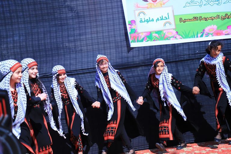 المجموعة القصصية نافذة صغيرة تطل على براءة الأطفال وأحلامهم