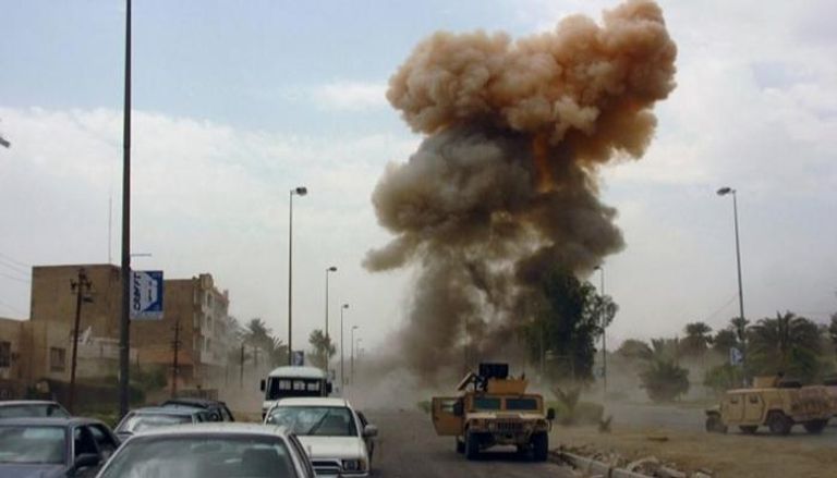 آثار أحد الانفجارات في العراق - أرشيفية