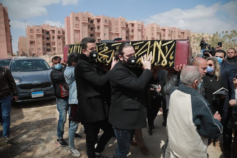 صلاة الجنازة على الفنان يوسف شعبان