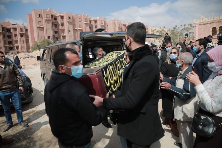 صلاة الجنازة على الفنان يوسف شعبان