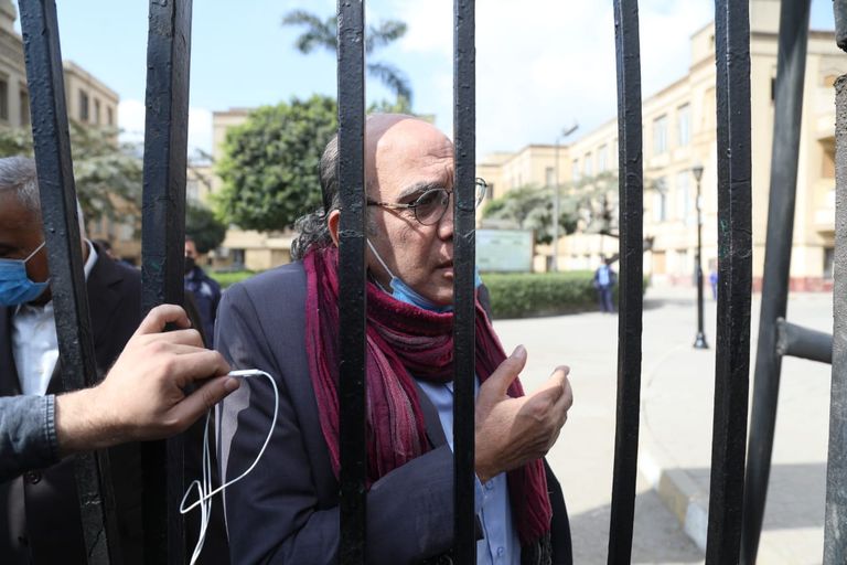 تشييع جثمان يوسف شعبان تشييع جثمان يوسف شعبان