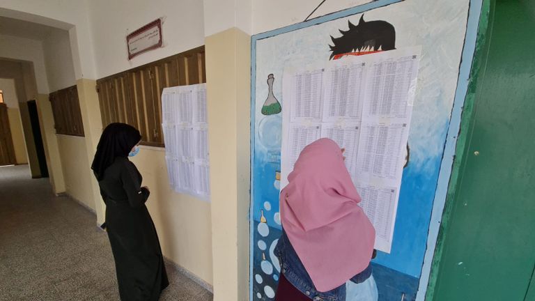 لجنة الانتخابات تنشر سجلات الناخبين