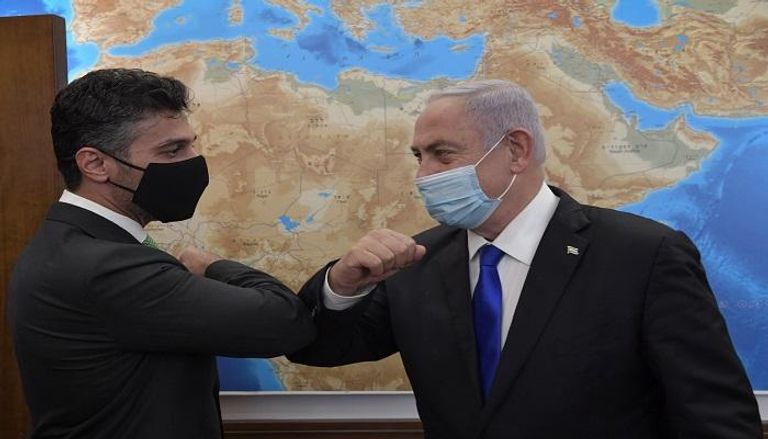 رئيس الوزراء الإسرائيلي يستقبل سفير الإمارات لدى إسرائيل محمد آل خاجة 