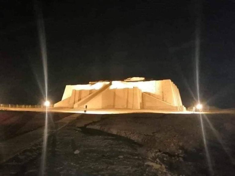 استعدادات زيارة البابا فرنسيس للعراق مبنى الزقورة في مدينة أور الأثرية جنوب العراق