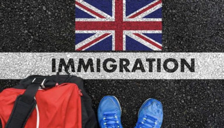 بريطانيا: إطلاق نظام جديد للتأشيرات لجذب المهاجرين المهرة
