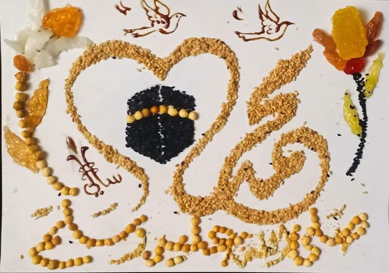 حلويات المولد أثناء مولد النبي الشابة المصرية سالي مجدي مراد