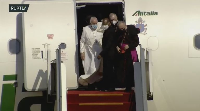 بابا الفاتيكان ومصطفى الكاظمي