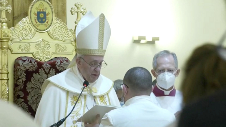 البابا فرنسيس في كنيسة مار يوسف