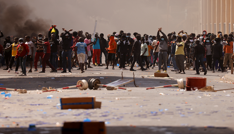 جانب من أعمال الشغب في السنغال
