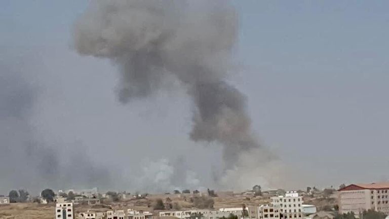 أثناء استهداف التحالف لمعسكر الصيانة للطائرات بدون طيار بصنعاء