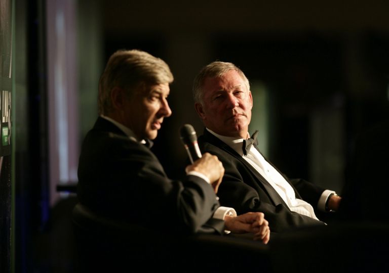 أرسين فينجر وأليكس فيرجسون أليكس فيرجسون مدرب مانشستر يونايتد الأسطوري