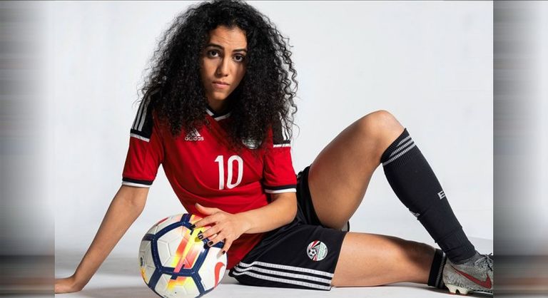 لاعبة الكرة المصرية سارة عصام