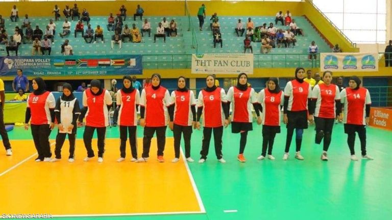 هند الهادي وخطيبها