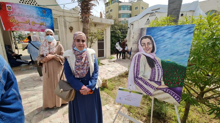 جانب من معرض ربيع امرأة