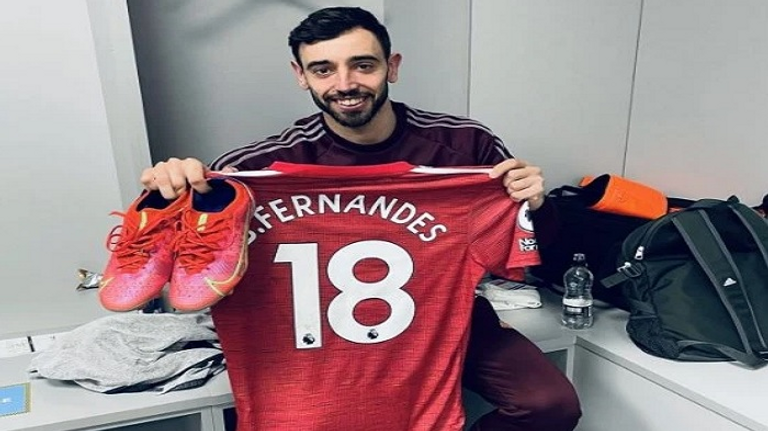 برونو فرنانديز لاعب وسط مانشستر يونايتد