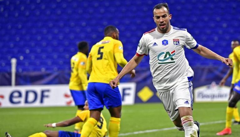 جمال بلعمري لاعب ليون الفرنسي