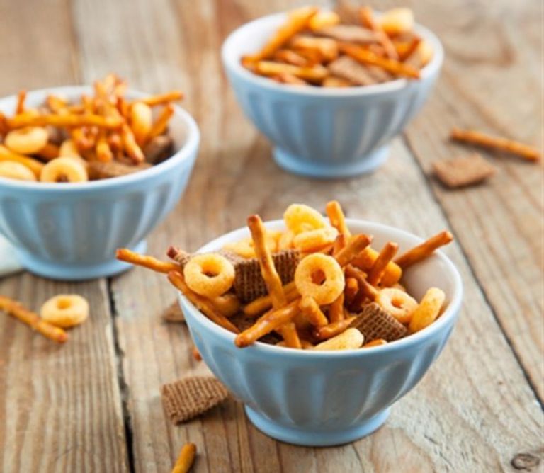 طريقة عمل المقرمشات بالجبنة طريقة عمل المقرمشات