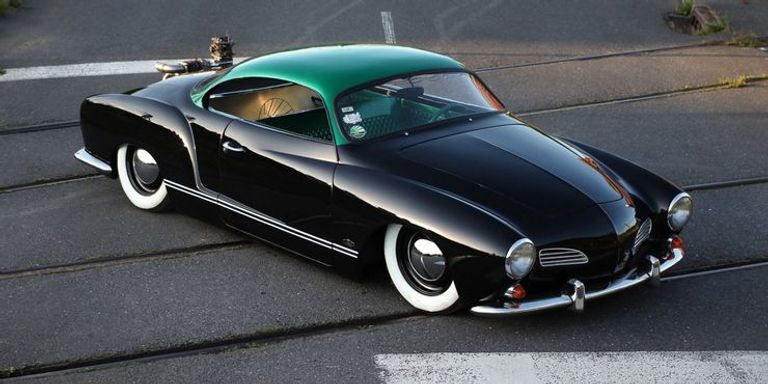 فولكسفاجن V8 Caddy