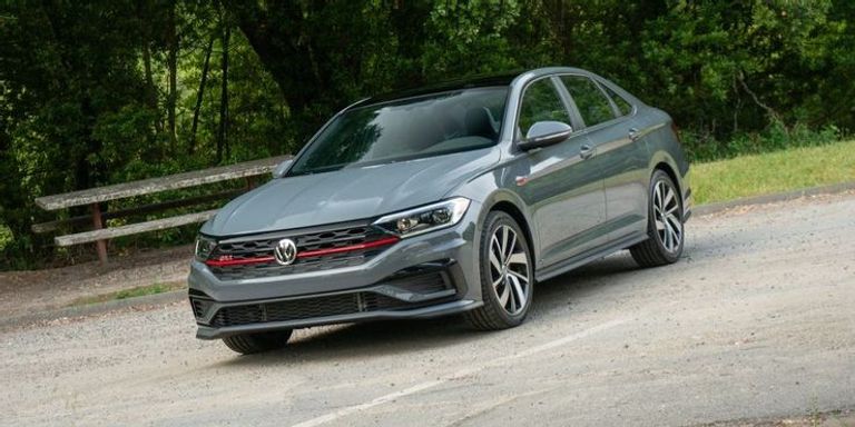 Volkswagen Jetta GLI هيونداي "فيلوستر"
