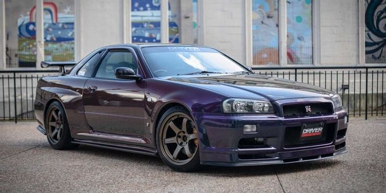 طراز نيسان Skyline GT-R R34 V-Spec II Special Color Midnight Purple III  طراز  Porsche Panamera Turbo S E-Hybrid Sport Turismo