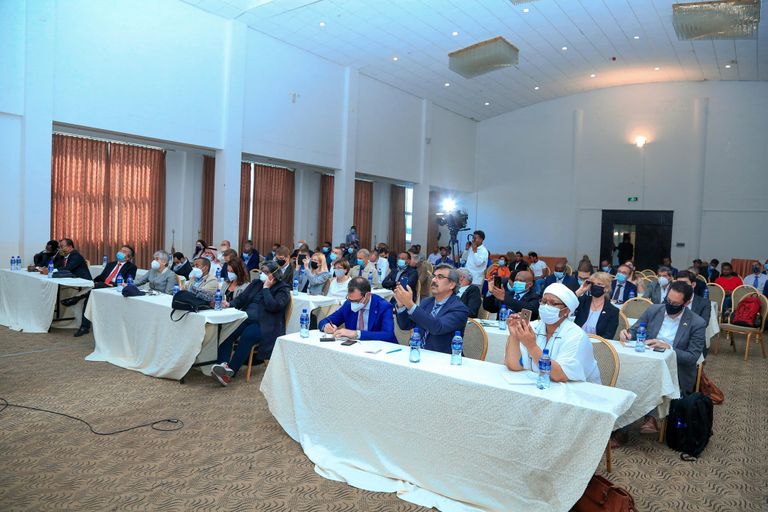 جانب من مشاركة الدبلوماسيين والسفراء الأجانب في زيارة إقليم تجراي