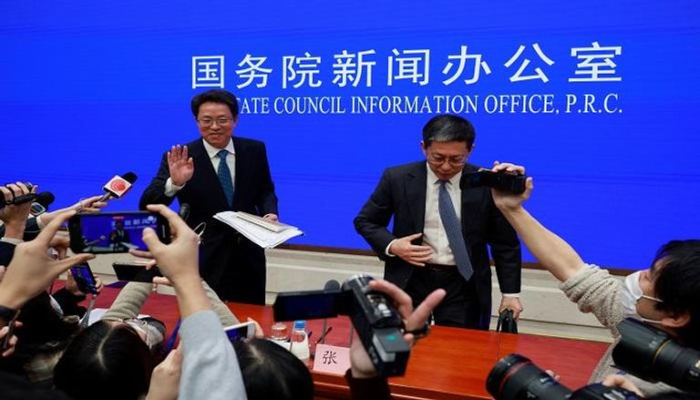 مسؤولان بالصين في مؤتمر صحفي عن هونج كونج