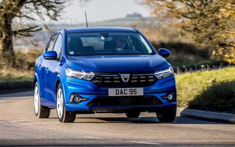 داسيا "سانديرو" سوزوكي