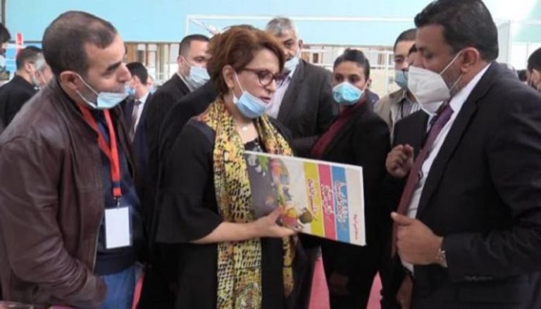 وزيرة الثقافة والفنون الجزائرية مليكة بن دودة