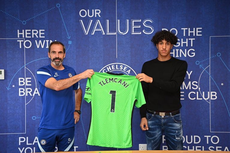 سامي تلمساني لاعب تشيلسي حنبعل المجبري موهبة مانشستر يونايتد