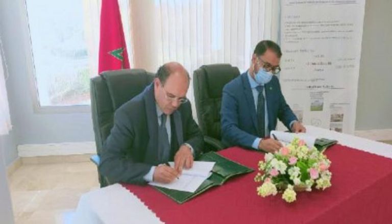 جانب من توقيع الاتفاقية بين المغرب وموريتانيا 