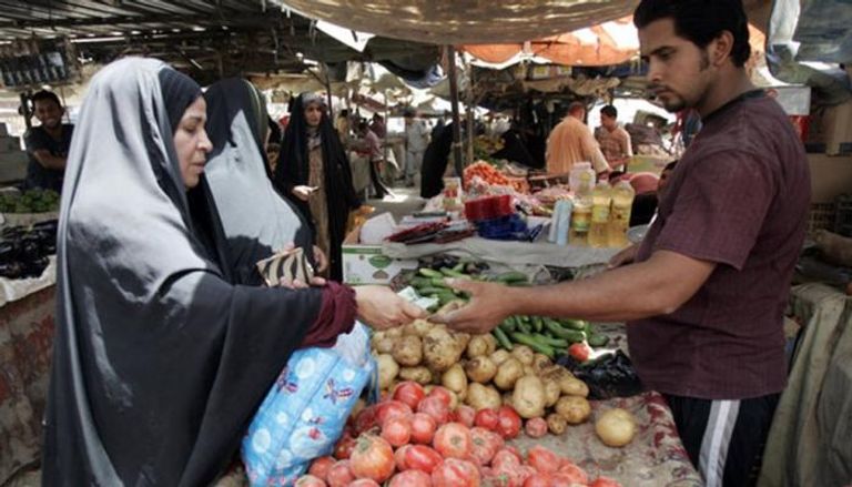 سوق شعبي في بغداد - العراق 
