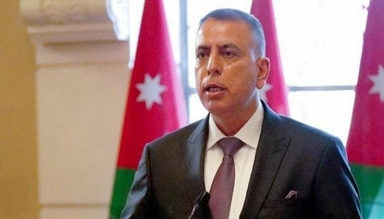 وزير الداخلية الأردني المكلف بإدارة وزارة الصحة