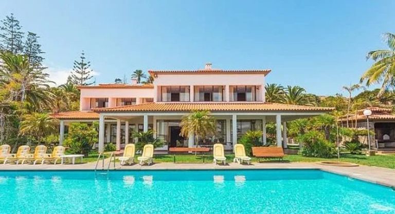 فيلا كريستيانو رونالدو كريستيانو رونالدو نجم يوفنتوس