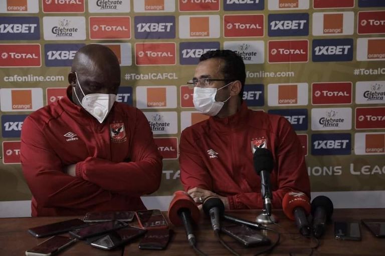 بيتسو موسيماني مدرب الأهلي المصري خلال المؤتمر الصحفي بيتسو موسيماني مدرب الأهلي المصري
