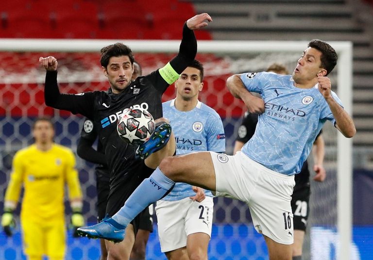 مانشستر سيتي ضد جلادباخ إيدرسون حارس مانشستر سيتي