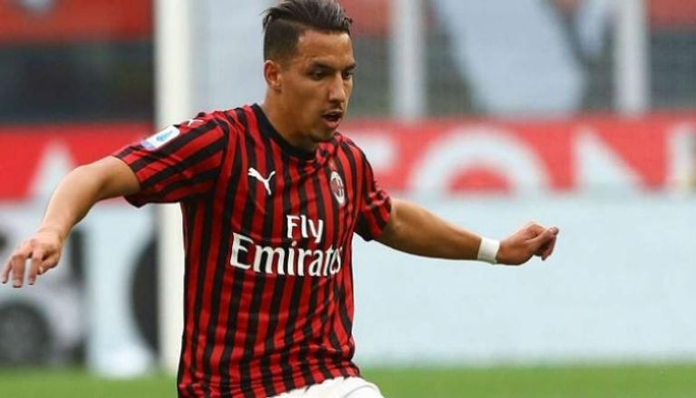 إسماعيل بن ناصر لاعب ميلان الإيطالي