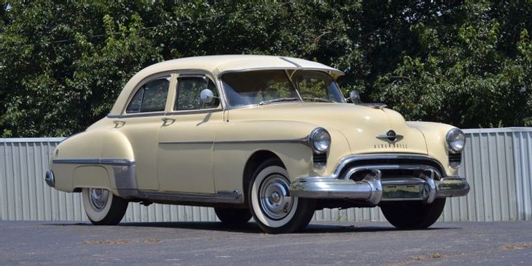طراز  Oldsmobile Rocket 88 