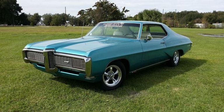 طراز  Oldsmobile Rocket 88 