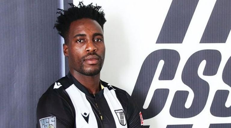 ماليك إيفونا  مواجهة سابقة من الدوري التونسي