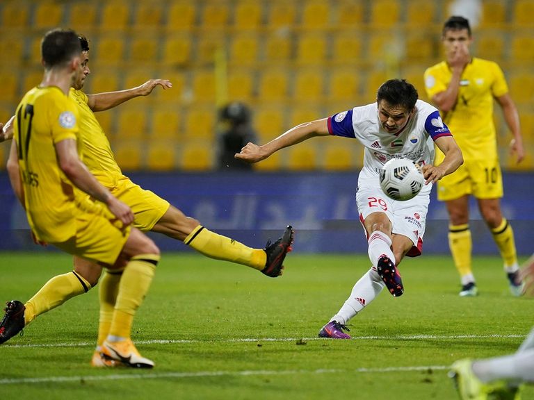 الوصل ضد الشارقة في الدوري الإماراتي